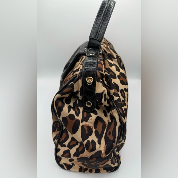 Jessica Simpson Leopard Animal Print Bag With Black Bow - Picture 2 of 7